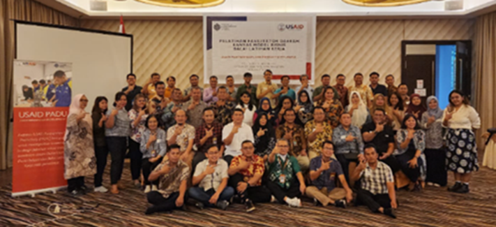 Group shot of Medan Regional Private Sector Partnership Design Thinking Workshop participants.